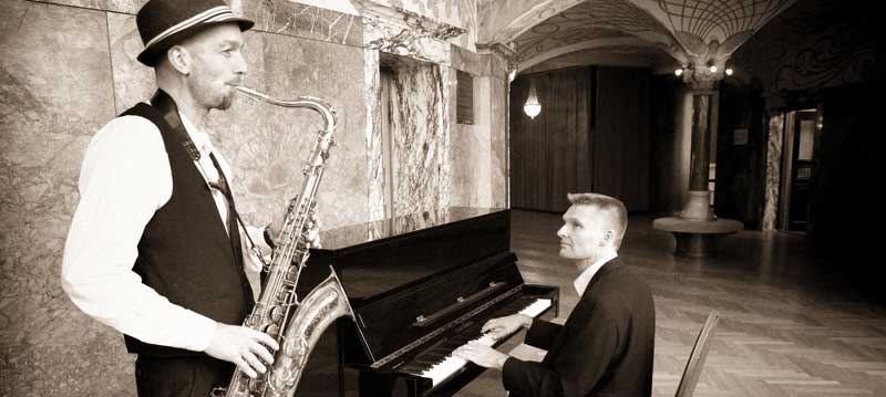 blue notes spiller til reception